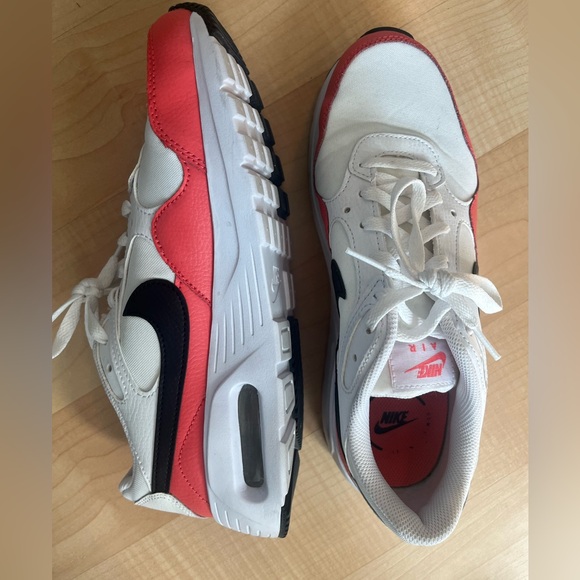 Nike Air Max SC Sneakers Womens 10 White Black Red Magic Ember Shoes CW4554-111 - Picture 1 of 5